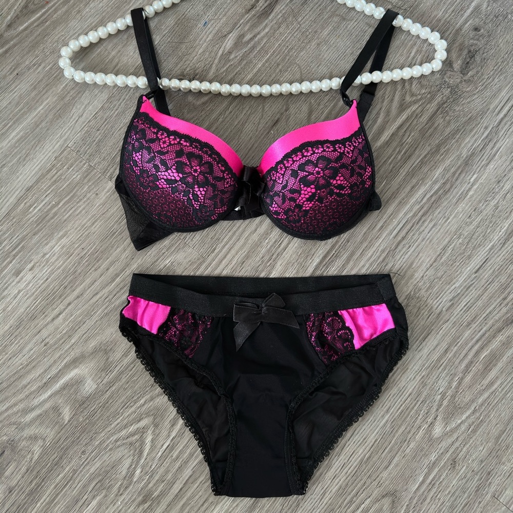 NEW| Intimate Set